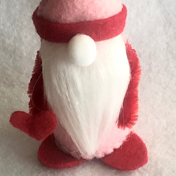 Love Gnome Art Doll felt hand-sewn - Picture 2 of 8